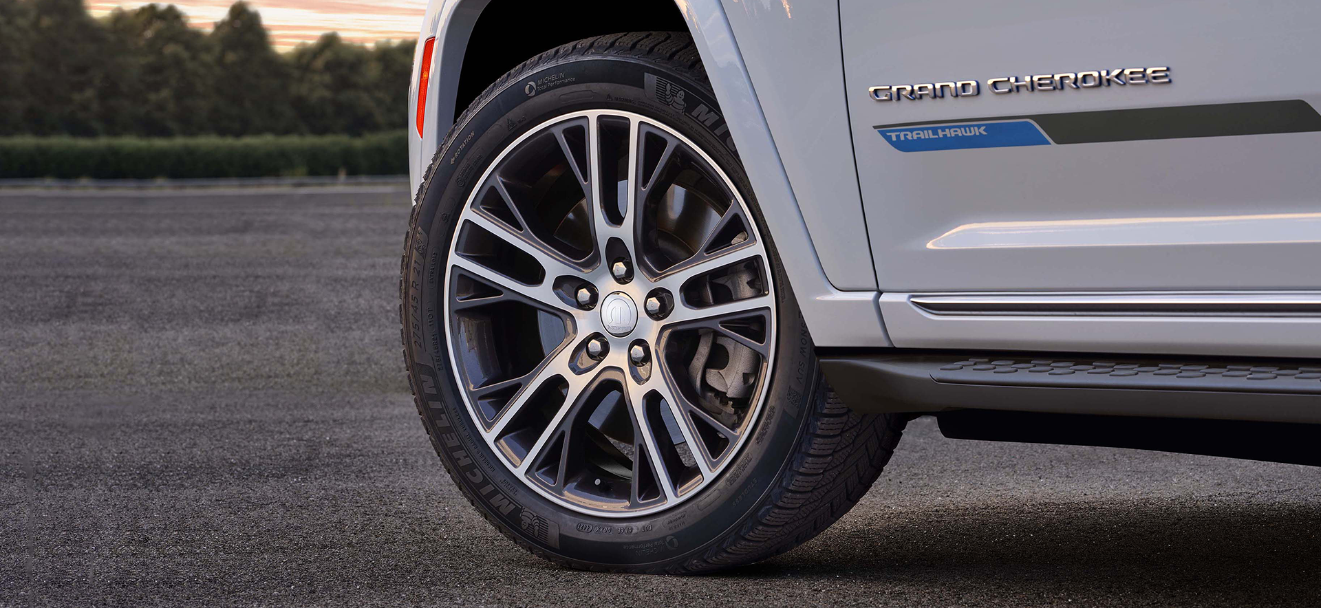 21“ ALLOY WHEELS GRANITE CRYSTAL FINISH