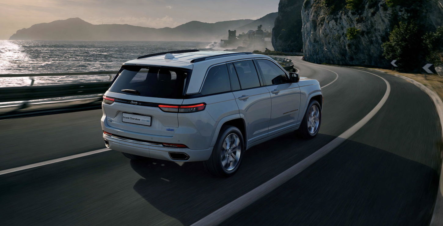 New Jeep® Grand Cherokee PlugIn Hybrid SUV Jeep® UK