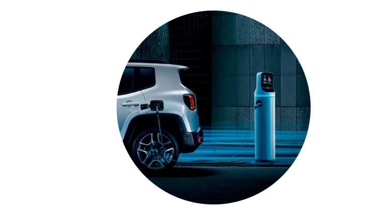 Charging | New Renegade 4xe Plug-in Hybrid | Jeep® UK