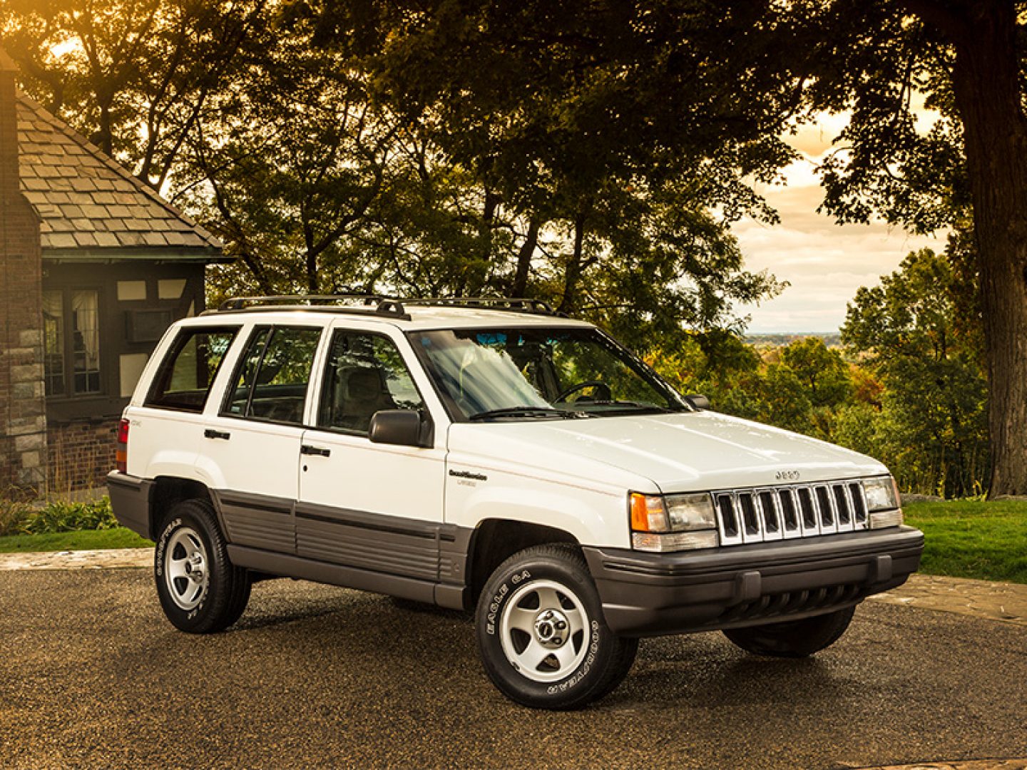 1990s Jeep History The Story Of The Legend Jeep® UK